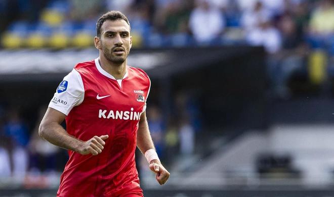 有人认为他 有人认为他